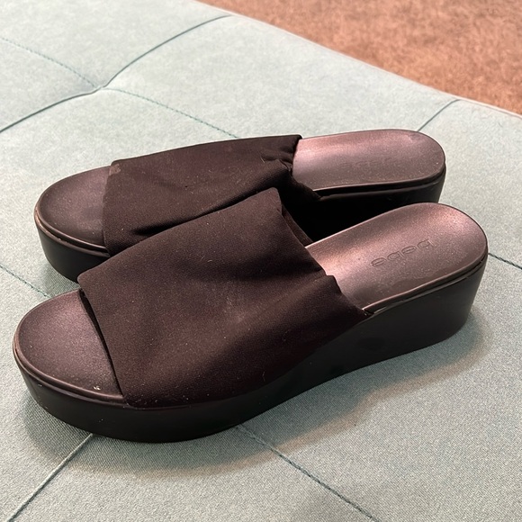 Bebe platform slides - Picture 1 of 10